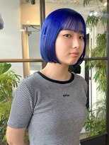オトソーデン(Oto-soden)&nbsp;鮮やかブルー×切りっぱなしミニボブ