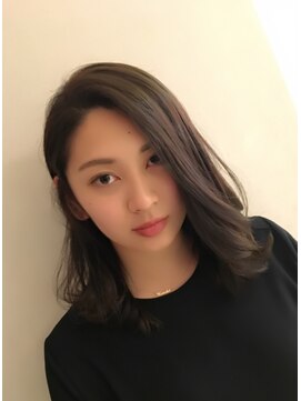 ロンド 銀座(Lond) 外ハネセミディ 担当本田