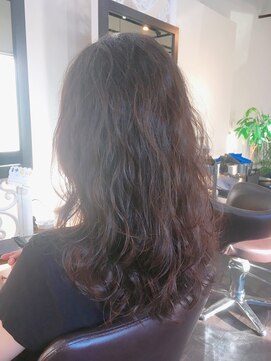 ロンド(Le rond) トップから動きのあるダメージレスパーマ