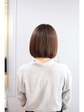 フォンクオアンド(foncuo&) フェミニンボブ