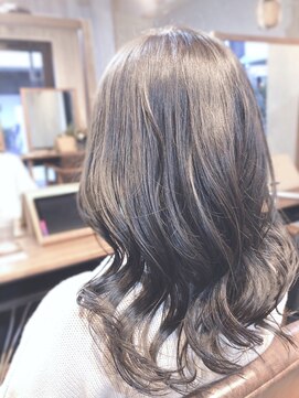 リノ 船橋(Lino) 【伸ばしかけ】フェミニンカール