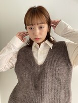 トレス(TRESS)&nbsp;外ハネボブ/フェザーバング/耳掛けボブ/ベージュカラー