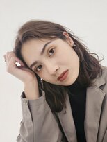 グレープバイン 辻堂(GRAPEVINES)&nbsp;ミディアム／パーマスタイル／長めバング／束感