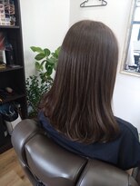 ユニ ヘアサロン イシグロ(yuni HAIRSALON ishiguro) オリーブカラー