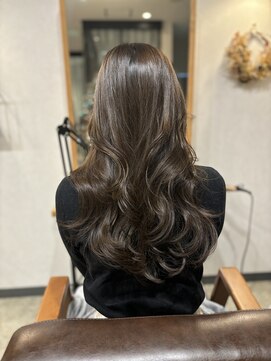 ルナバイルヴェール(LUNA by LeVert) レイヤーカット×ショコラブラウン