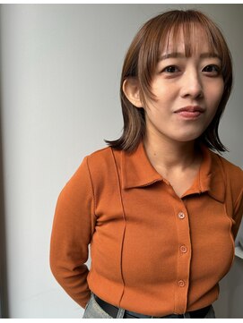 ルッツ(Lutz) つやつやイエローベージュ