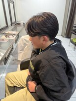 アイズ 海老名(AIZU)&nbsp;センターパート メンズカット ナチュラル ニュアンスパーマ 眉毛