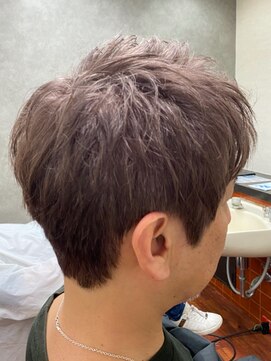 メンズ美容室 タカミ ラベンダーグレージュ スパイキーショート