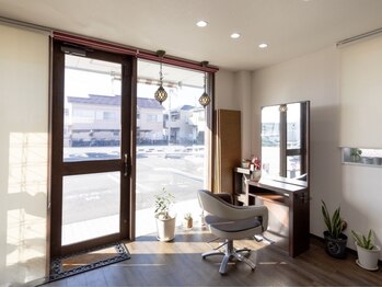 レクリエ(Re:crea)の写真/最初から最後まで一人のスタイリストが担当◇落ち着いた雰囲気の店内で、あなただけのサロンタイムを♪