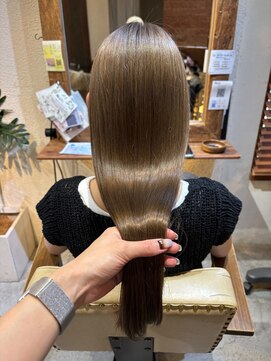 リゴッツ ドゥア プトゥリ(Regottz dua putri) ブリーチでもこの艶感10.24デザインカラー