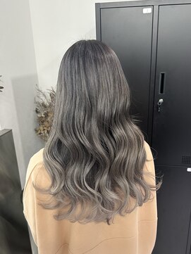 コントラストバレイヤージュ