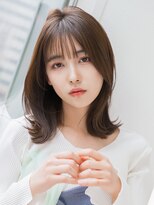 リリーオブザベイス(Lily of the Vase)&nbsp;くびれミディ/アッシュベージュ/ミディアム