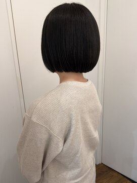 カウチ 板橋本町店(kauti) ぱつっとミニボブ