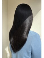 ケークリエイティブコード(K creative COrDE)&nbsp;、触れたくなる艶ストレート