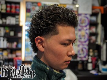 ヘアーサロン宮武の写真/【ビジネスシーンでも男らしく】ビジネスシーンでも輝きを放つ男らしいヘアスタイルを。