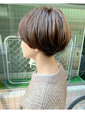 キューズ クラブ(cuz KLUB) 【cuzKLUB 】丸みショート*ブラウンベージュ