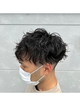 ヘアステージアミカル ツイスパ／メンズマッシュ／ツーブロック／メンズショート