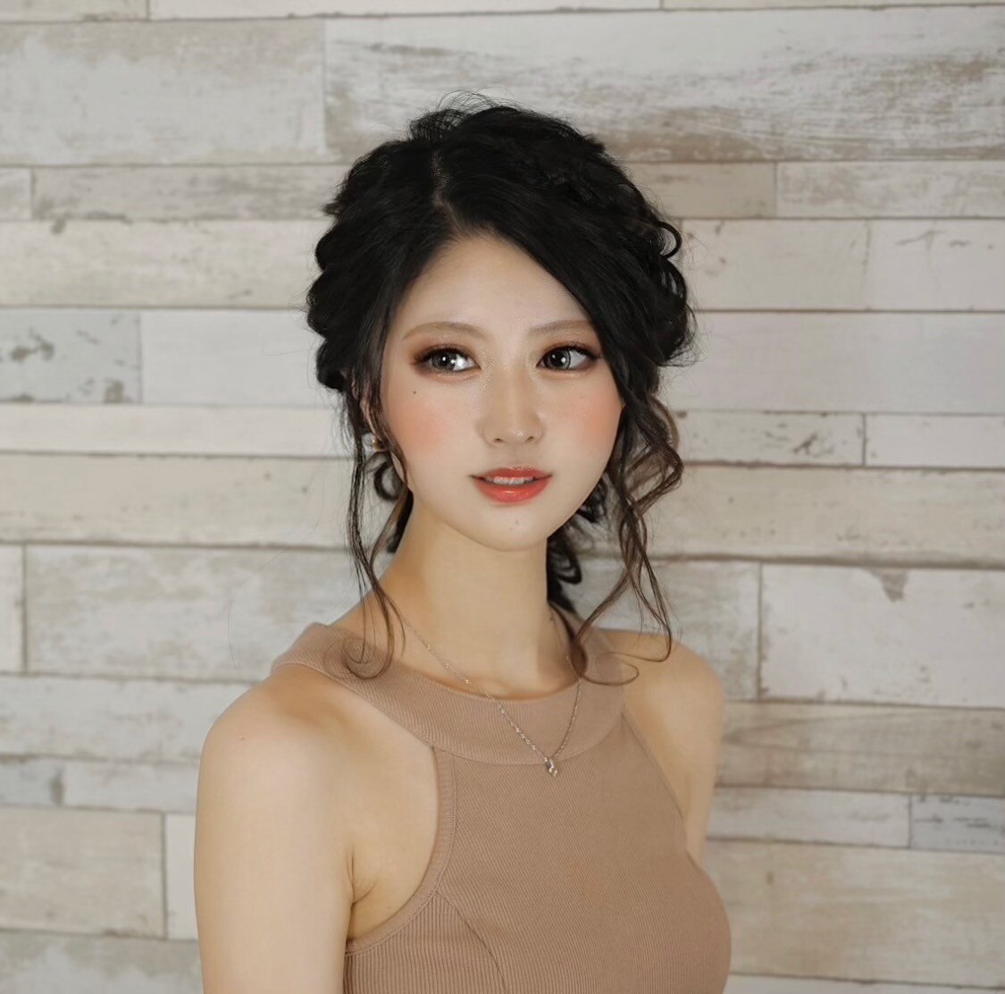 【プロの似合わせ技術♪】通常ヘアセット＆フルメイク　￥8800円