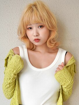 ブゾン(buZon) 【buZon ブゾン】くびレイヤー前髪パーマ外ハネグレーベージュ