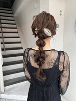 アンダーバーホワイト 西宮店(_WHITE) ヘアアレンジ/あみおろし