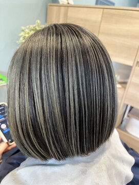 ジュン(Jun) アンブレラカラー