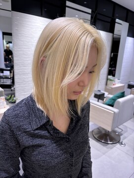 ステア ケース(stair case) 韓国レイヤーカット顔まわり前髪カット