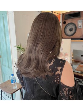 アンプラグド(unplugged) 透明感ベージュ / ニュアンスヘア / RIO