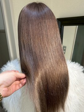 アフィナー(Afinar) 【横浜駅/横浜西口】モカブラウン