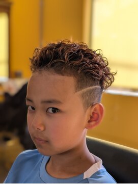 バーニーズ(BARNEYS) リバースパーマ