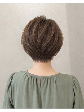 アトラ ハッピーヘアライフ 昭和町店(attra happyhairlife) ハンサムショート×ブラウン ツヤ感/前髪カット