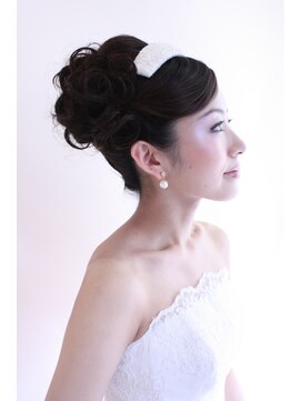 ヘアメイク カン プラスエフ(HAIR MAKE KANN+f) 王道プリンセスアップ