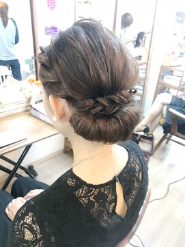 ロカット サロン(Roquat Salon) 花嫁ロールシニヨンアレンジ【ヘアアレンジ　立川/立川南】