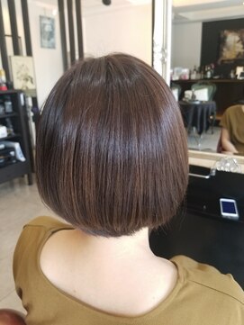 ビロード ヘアー(Veludo hair) ショートボブ