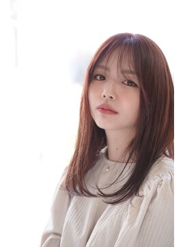 フュチュールヘアー(futur hair) 柔らかストレートスタイル