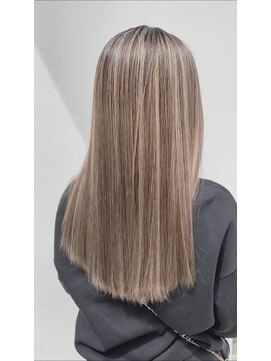 リノ(un Lino) ハイライトカラー