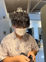 アイズ 海老名(AIZU)&nbsp;ツイストスパイラルパーマ波巻きスパイラルパーマメンズマッシュ