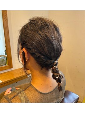小さな美容室 ハナ(hana) 緩ーい感じの編み下ろしstyle☆