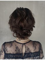 ウィロウ(WILLOW)&nbsp;2022AW/ hairmakeWILLOW　ローシニヨン