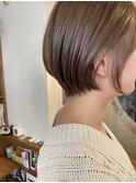 ショートヘア×ミルクティーベージュ