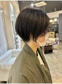 大人可愛い20代30代40代50代黒髪前下がりショートボブ/鹿児島