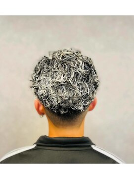 スター(STAR) オススメ★/ホワイトメッシュ/ハイライト/極道パーマ/メンズ