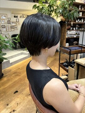 カレン 銀座(Karen) 黒髪/大人ボブ/クールショート/アッシュカラー[銀座/東銀座]