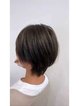 ラプチャー(RAPTURE) 似合わせカット白髪ぼかしハイライト