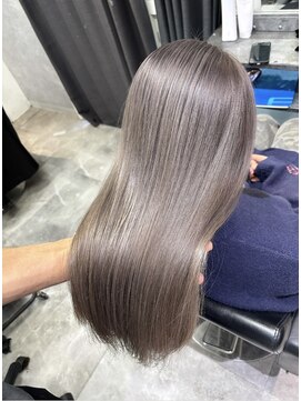 ミミー(mimiiy) グレージュ