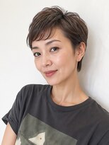 シオミエイチ タイムレス 垂水(shiomi H timeless)&nbsp;今風ヘップバーンショート/マロンブラウン/コンパクトレイヤー