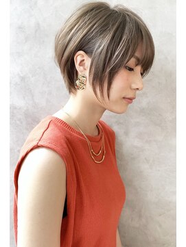 アヴァロン(AVALON) 【絶壁解消】立体感くびれショート×イルミナクールベージュ