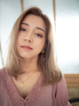 ディバイン ティエドゥール お花茶屋(divine tiedeur) 外国人風セミロング