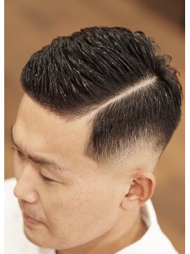 ローカルボンドカットクラブ(LOCAL BOND CUT CLUB) ハードパート×スキンフェード