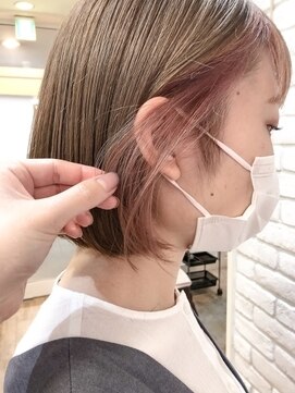 シュガー ヘアアンドネイル 仙台(SUGAR) インナーピンクフェザーバングマッシュショート切りっぱなしボブ
