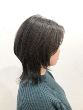 サインヘアー(sign hair) 外ハネウルフ